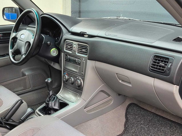 Subaru - 2002 - forester - 2.0 awd x - 83-nf-nj - afbeelding 16 van  25