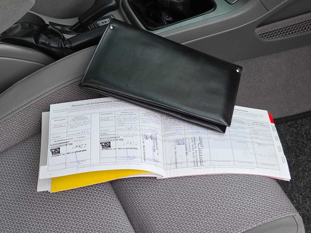 Subaru - 2002 - forester - 2.0 awd x - 83-nf-nj - afbeelding 18 van  25