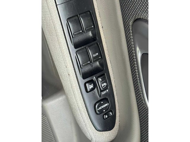 Subaru - 2003 - forester - 2.0 awd x - automaat - 76-ls-vl - afbeelding 2 van  15