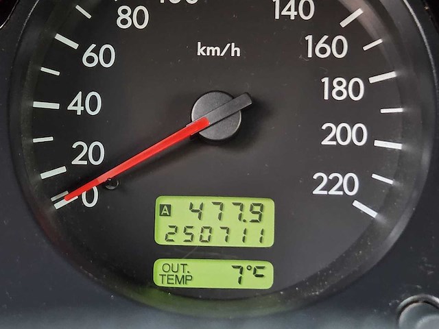 Subaru - 2004 - forester - 2.0 awd - 75-ns-kv - afbeelding 21 van  24