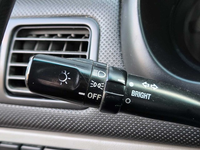 Subaru - 2004 - forester - 2.0 awd - 75-ns-kv - afbeelding 5 van  24