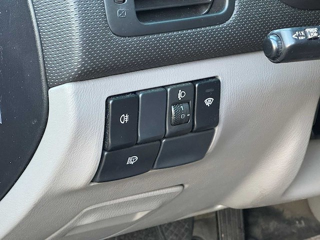 Subaru - 2004 - forester - 2.0 awd x - 05-nr-nv - afbeelding 14 van  14