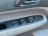 Subaru - 2004 - forester - 2.0 awd x - 05-nr-nv - afbeelding 2 van  14