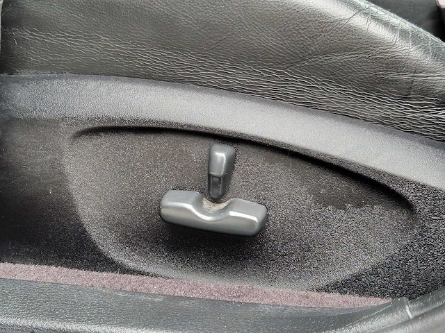 Subaru - 2004 - legacy touring wagon - 2.5i - 66-pj-vr - afbeelding 8 van  28