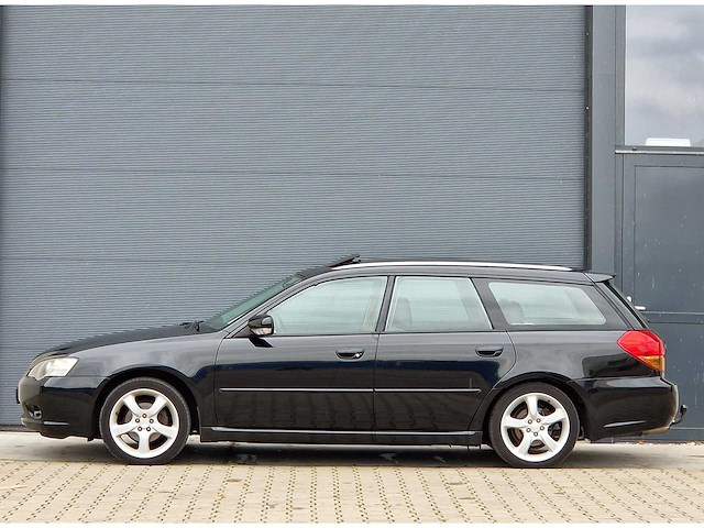 Subaru - 2004 - legacy touring wagon - 2.5i - 66-pj-vr - afbeelding 25 van  28