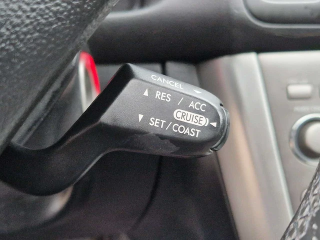 Subaru - 2004 - legacy touring wagon - 2.5i - 66-pj-vr - afbeelding 13 van  28