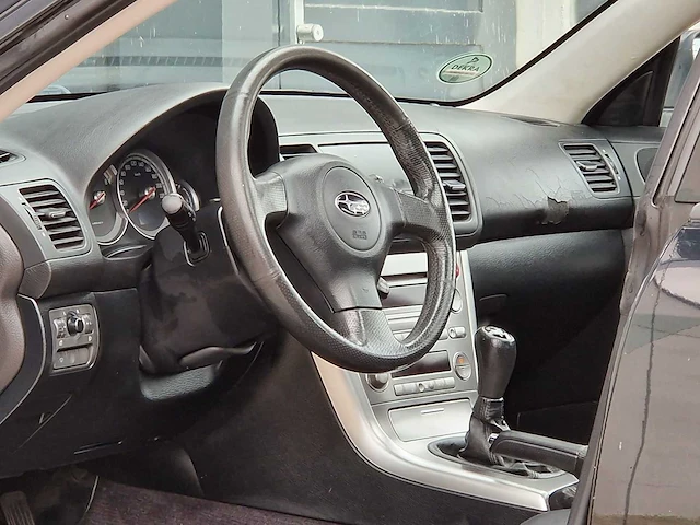 Subaru - 2004 - legacy touring wagon - 2.5i - 66-pj-vr - afbeelding 21 van  28