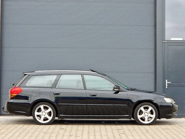 Subaru - 2004 - legacy touring wagon - 2.5i - 66-pj-vr - afbeelding 24 van  28