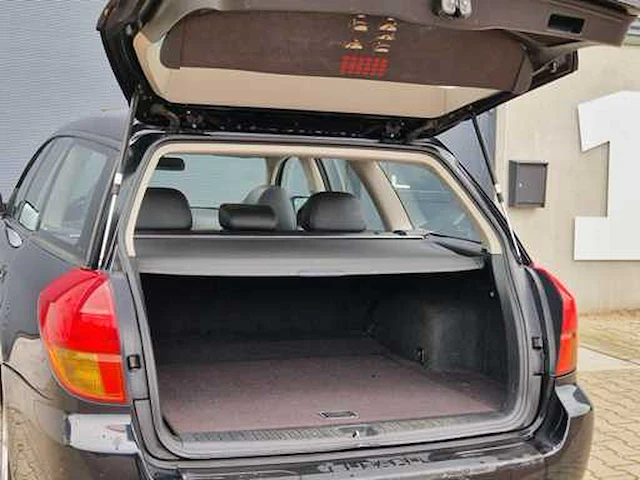Subaru - 2004 - legacy touring wagon - 2.5i - afbeelding 28 van  28