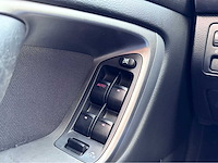 Subaru - 2004 - outback - personenauto - afbeelding 5 van  16