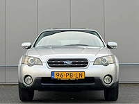 Subaru - 2004 - outback - personenauto - afbeelding 10 van  17