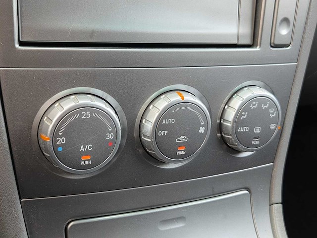 Subaru - 2005 - forester - 2.0 x comfort pack - 70-rs-vs - afbeelding 8 van  28