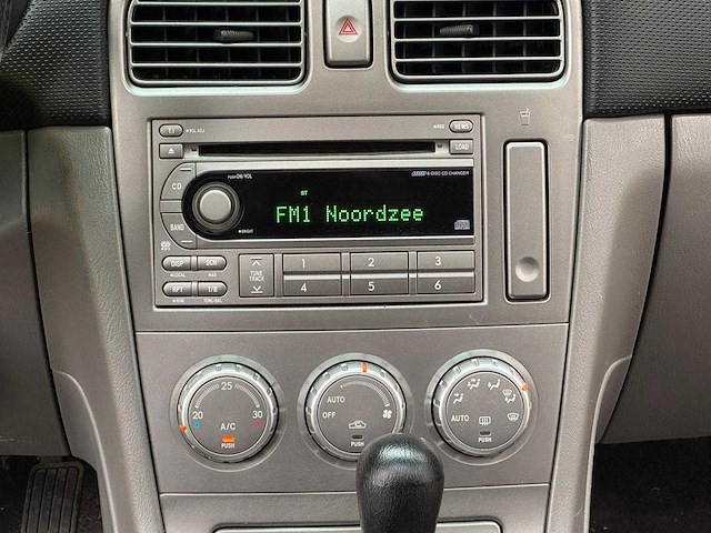 Subaru - 2005 - forester - 2.0 x comfort pack - jpb-87-z - afbeelding 7 van  25