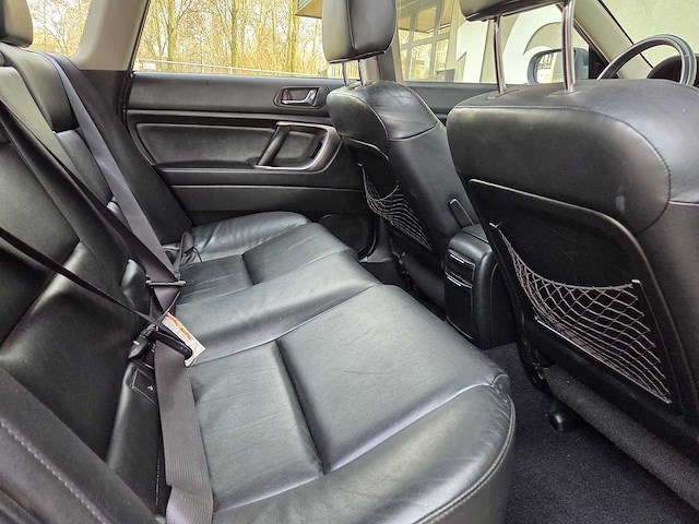 Subaru - 2005 - outback - 2.5i - 57-rb-vb - afbeelding 19 van  26