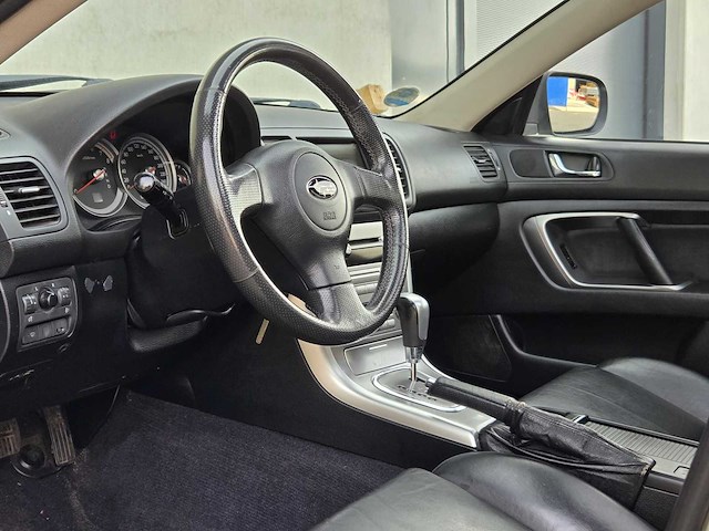 Subaru - 2005 - outback - 2.5i - 57-rb-vb - afbeelding 2 van  23