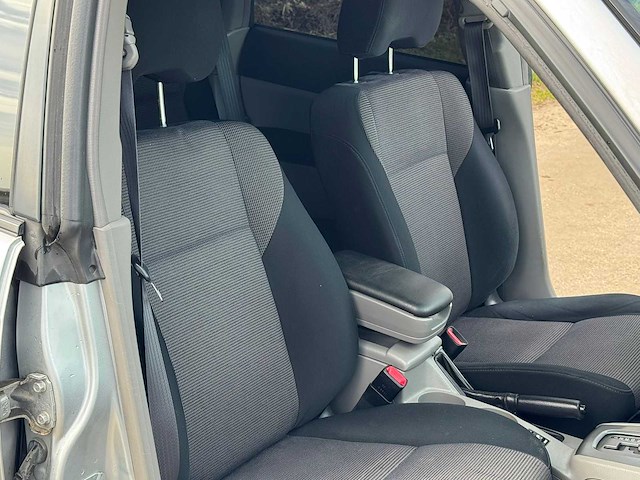 Subaru - 2006 - forester - 2.0 benzine - personenauto - afbeelding 9 van  20