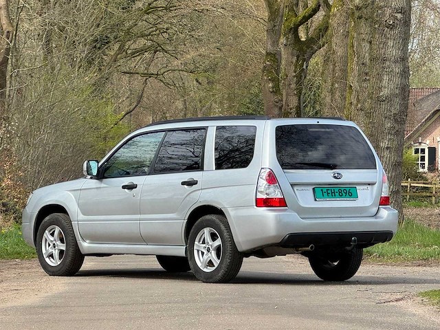 Subaru - 2006 - forester - 2.0 benzine - personenauto - afbeelding 14 van  20