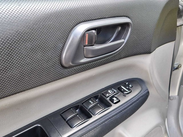 Subaru - 2006 - forester - 2.0 x comfort pack - 73-sr-rf - afbeelding 10 van  25