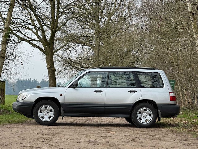 Subaru - forester - 2.0 awd - 2002 - 67-jx-nd - afbeelding 7 van  14
