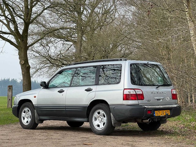 Subaru - forester - 2.0 awd - 2002 - 67-jx-nd - afbeelding 9 van  14