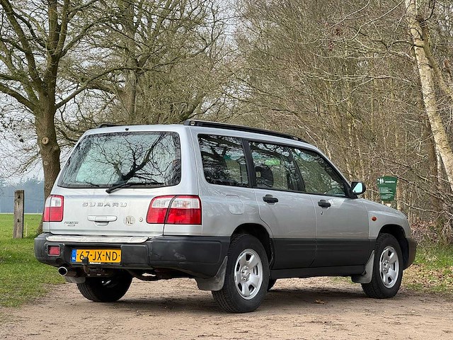 Subaru - forester - 2.0 awd - 2002 - 67-jx-nd - afbeelding 10 van  14