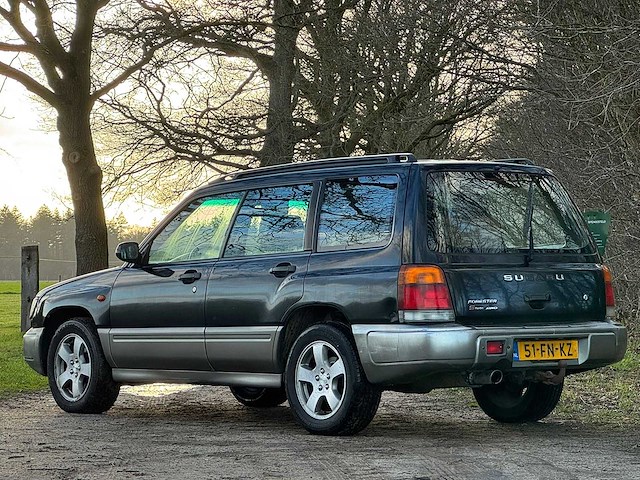 Subaru - forester - 2.0 awd s-turbo bas. - 51-fn-kz - 2000 - afbeelding 6 van  12