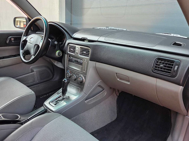 Subaru - forester - 2.0 awd x - 2003 - personenauto - 79-ll-jf - afbeelding 14 van  24