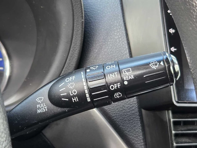 Subaru - forester - 2.0 comfort - 2010 - 96-kng-9 - personenauto - afbeelding 8 van  25