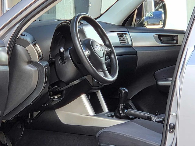Subaru - forester - 2.0 comfort - 2010 - 96-kng-9 - personenauto - afbeelding 25 van  25