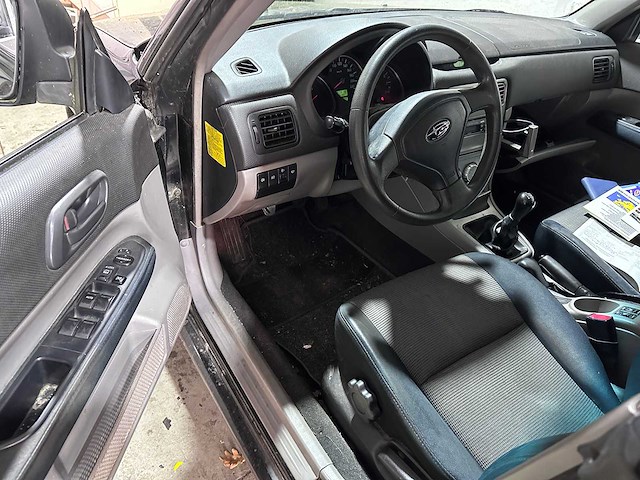 Subaru - forester - 2.0 x comfort pack - 47-sl-fd- 2006 - afbeelding 12 van  14