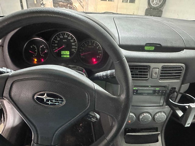 Subaru - forester - 2.0 x comfort pack - 47-sl-fd- 2006 - afbeelding 13 van  14
