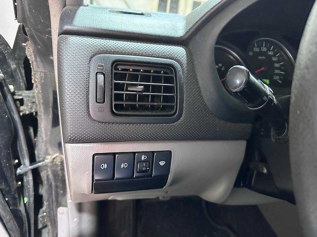 Subaru - forester - 2.0 x comfort pack - 47-sl-fd- 2006 - afbeelding 2 van  12
