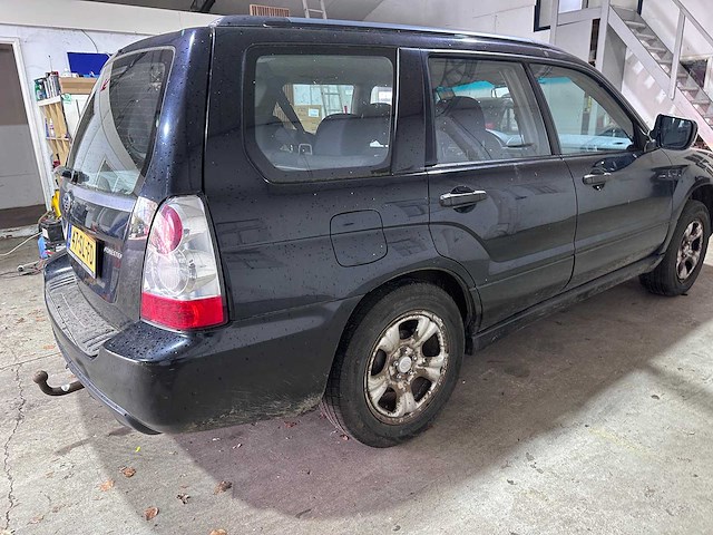 Subaru - forester - 2.0 x comfort pack - 47-sl-fd- 2006 - afbeelding 7 van  12