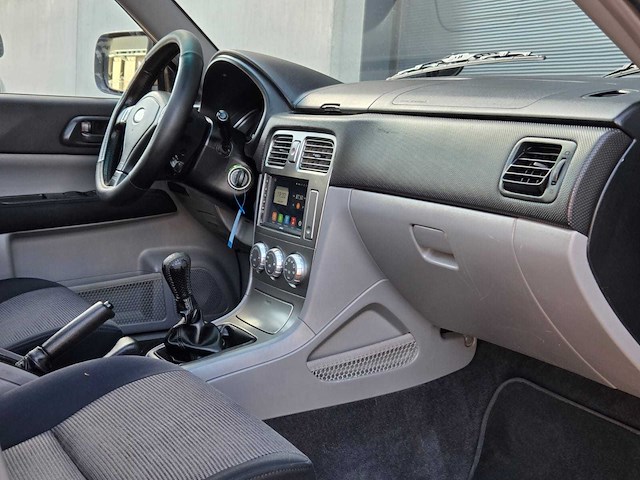 Subaru - forester - 2.0 x luxury pack - 2006 - 21-sn-xx - afbeelding 4 van  9