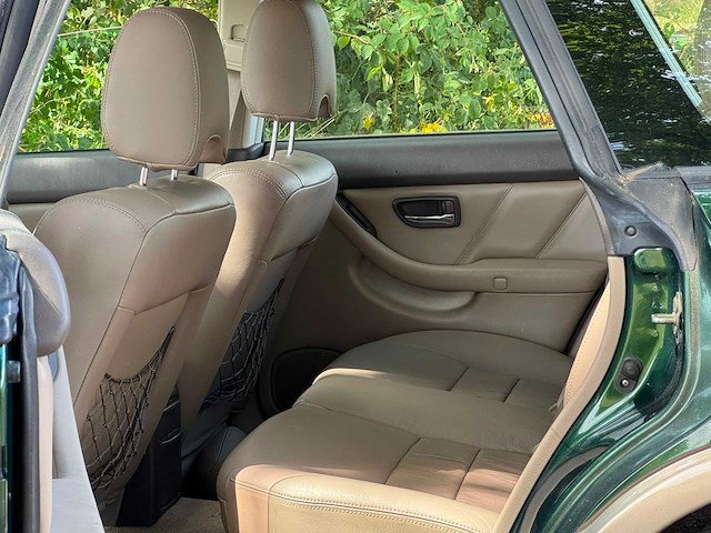 Subaru - legacy outback - 3.0 outback awd h6 - 2001 - personenauto - 91-gt-tn - afbeelding 8 van  20
