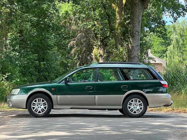 Subaru - legacy outback - 3.0 outback awd h6 - 2001 - personenauto - 91-gt-tn - afbeelding 19 van  20