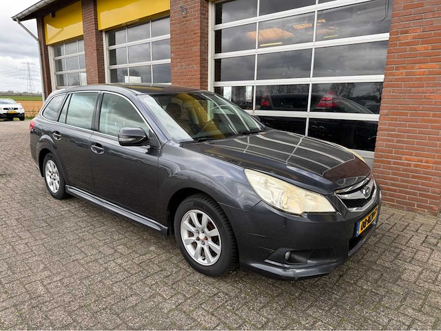 Subaru - legacy touring wagon - 2.0i luxury - personenauto - 2011 - afbeelding 11 van  13