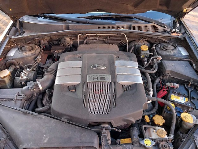 Subaru - outback - 3.0r - lpg - personenauto - afbeelding 8 van  18