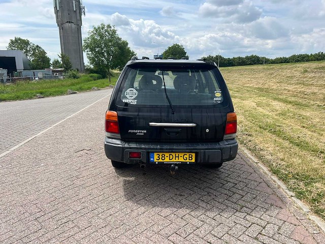 Subaru forester 2.0 awd basis , 38-dh-gb - afbeelding 12 van  16