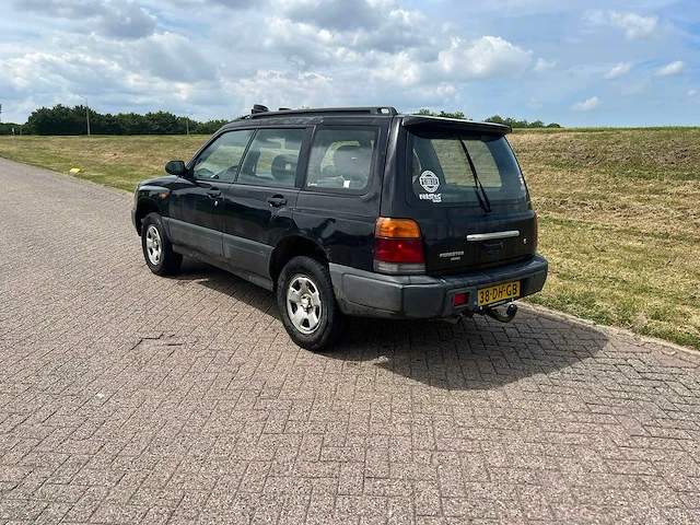 Subaru forester 2.0 awd basis , 38-dh-gb - afbeelding 11 van  16