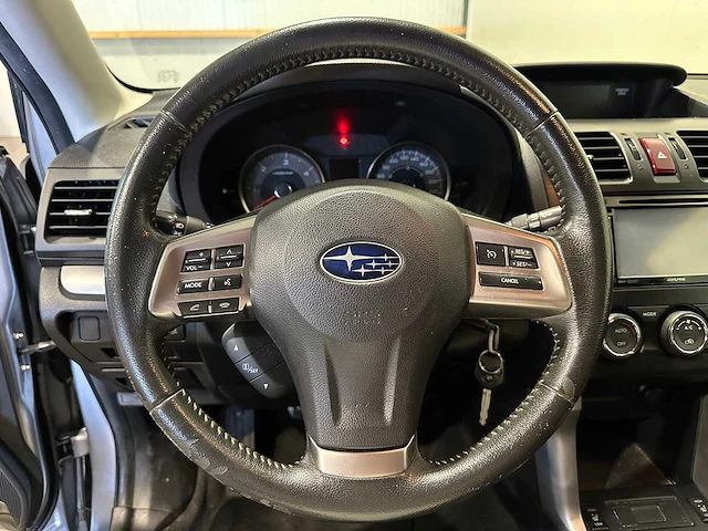 Subaru forester 2.0 d intro grijskenteken 4x4 vl-400-z - afbeelding 6 van  22
