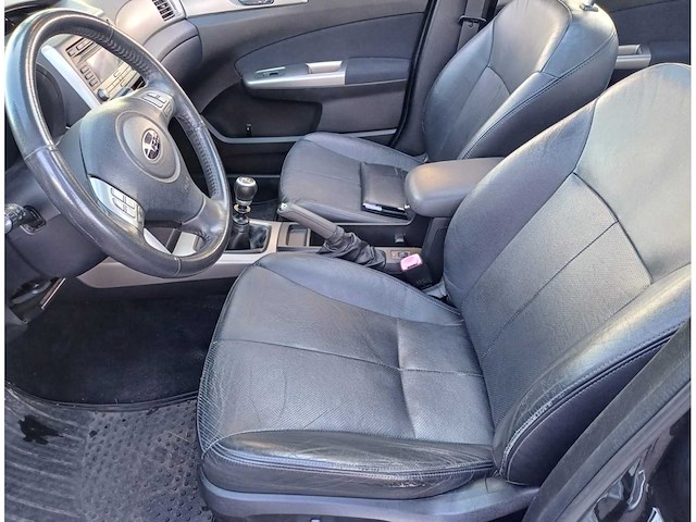 Subaru forester 2.0d, 7809 - afbeelding 16 van  17