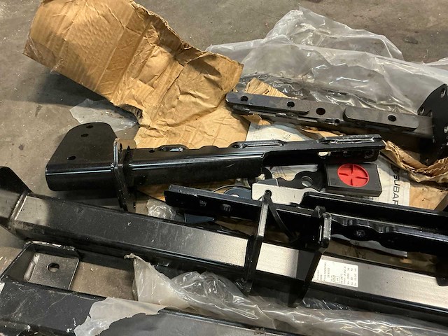 Subaru forester afneembaar trekhaak systeem - afbeelding 5 van  8