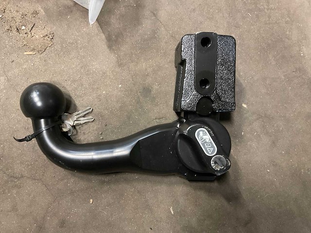 Subaru forester afneembaar trekhaak systeem - afbeelding 8 van  8