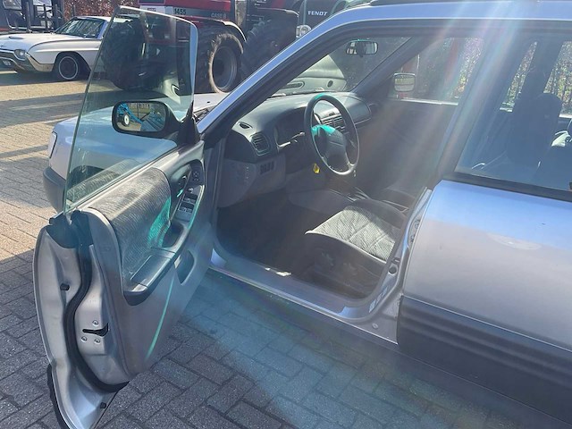 Subaru forester awd personenauto - afbeelding 4 van  20