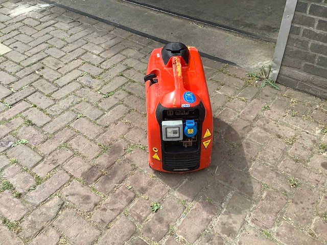 Subaru r1700i stroomgenerator - afbeelding 2 van  5