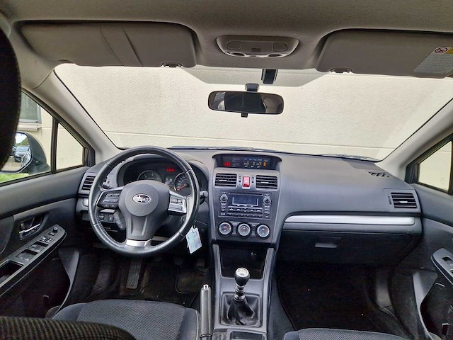 Subaru xv 2.0d luxury awd 2012 | 32-thx-8 - afbeelding 18 van  24