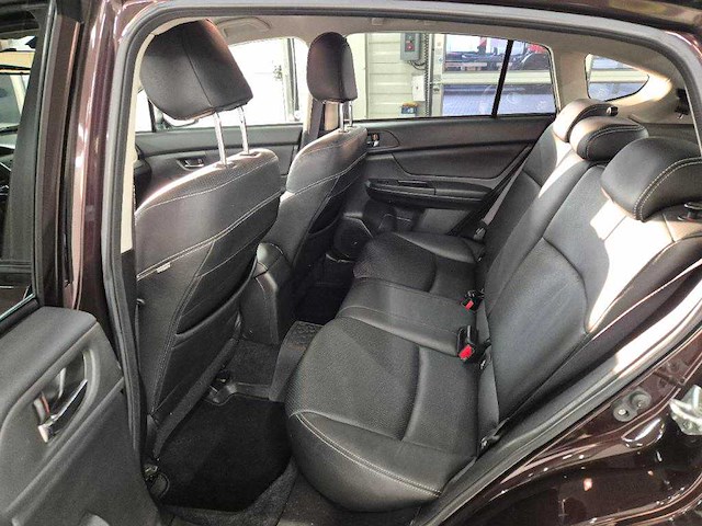 Subaru xv 2.0d luxury plus awd; 19-thx-8 - afbeelding 12 van  12