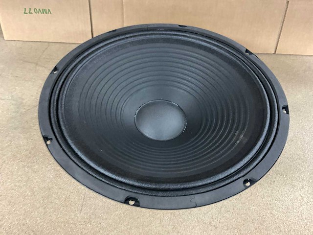 Subwoofer 15 inch (4x) - afbeelding 1 van  1