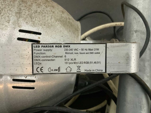 Subwooferboxen, led verlichting, snoerendoos - afbeelding 7 van  12